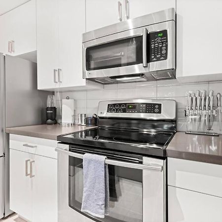 The Hidden Gem, King Bed & Hot Tub! Apartment Chandler Exterior photo